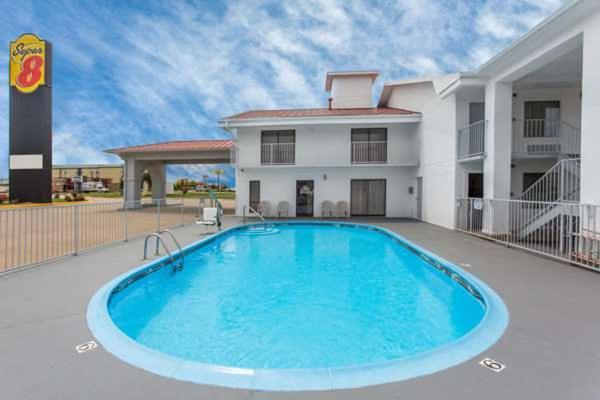 Super 8 By Wyndham Ar 2*
