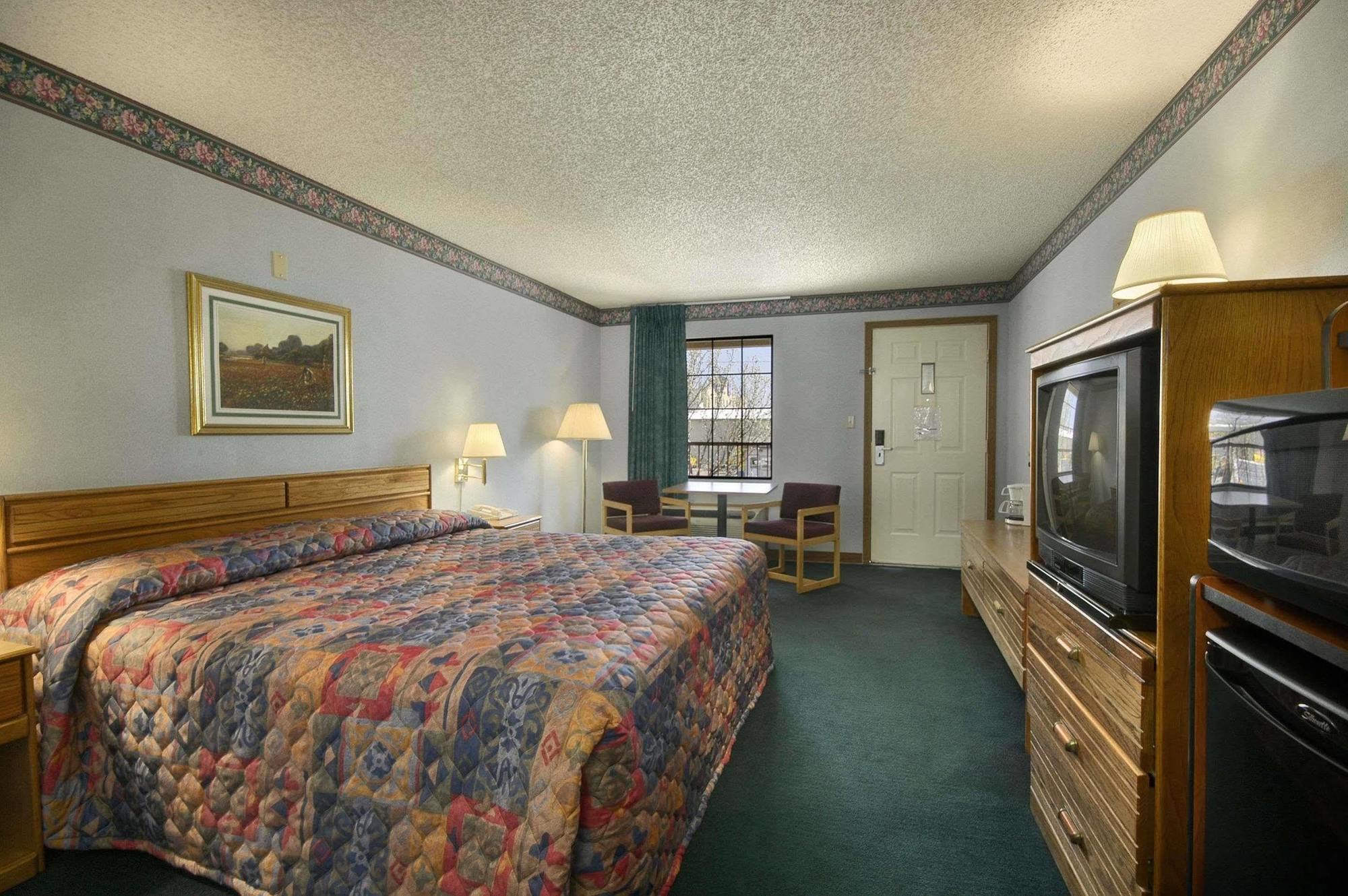 Super 8 By Wyndham Ar Motel 2*