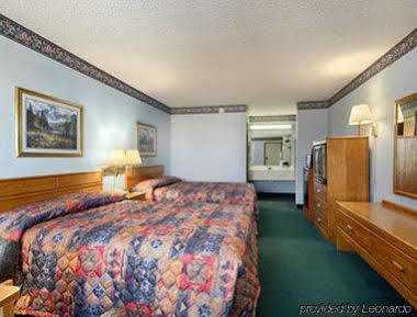 Super 8 By Wyndham Ar Springdale